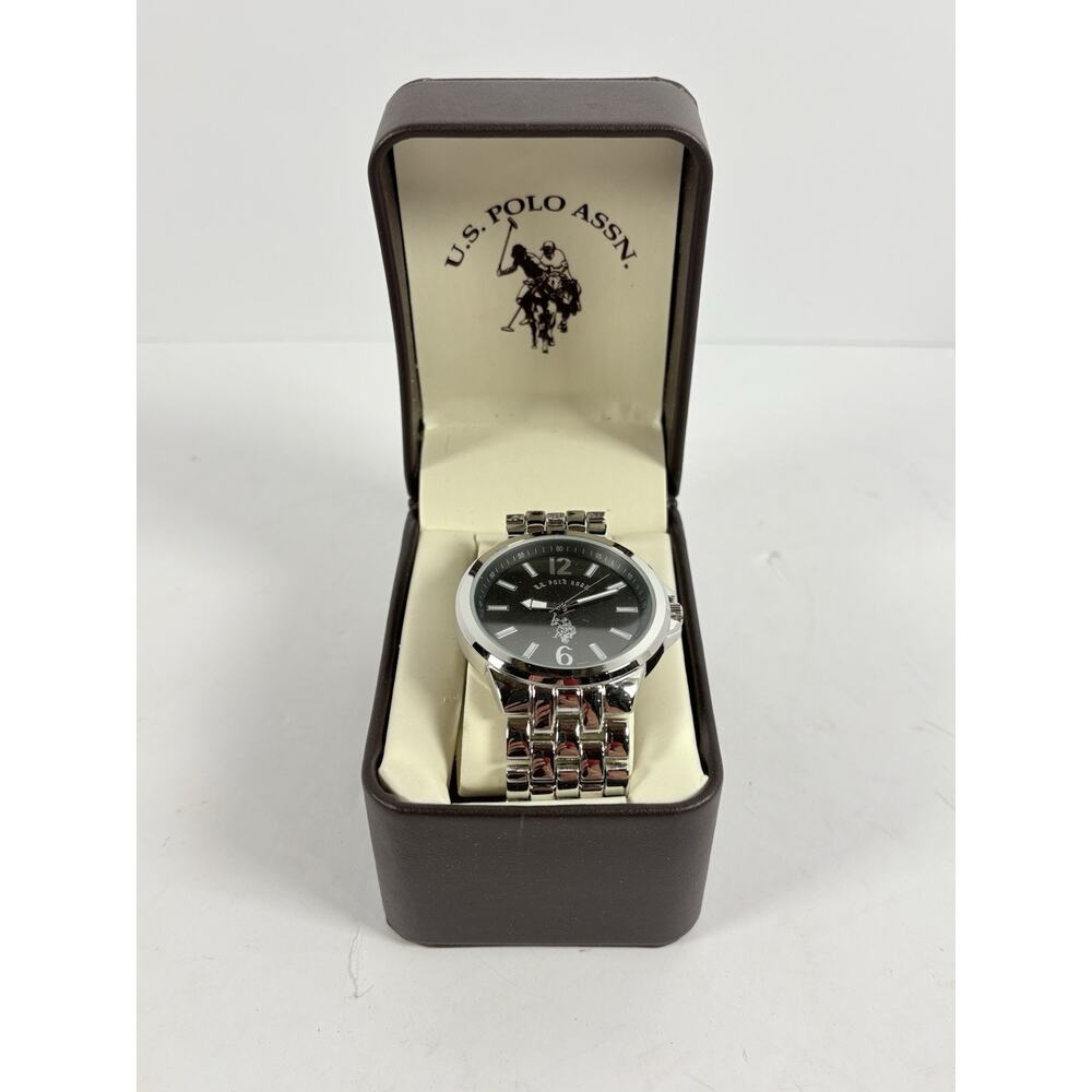 U.S. Polo Assn Silver Tone Quartz Watch Black Dial Bracelet Box Manual